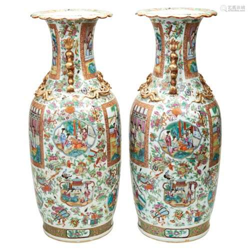 LARGE PAIR OF FAMILLE ROSE CANTON VASES QING DYNASTY, 19TH C...