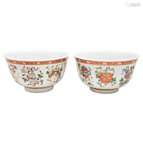 PAIR OF FAMILLE-ROSE 'BAJIXIANG' BOWLS GUANGXU SIX CHARACTER...