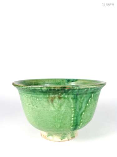 Green-glazed Bell-shaped Bowl