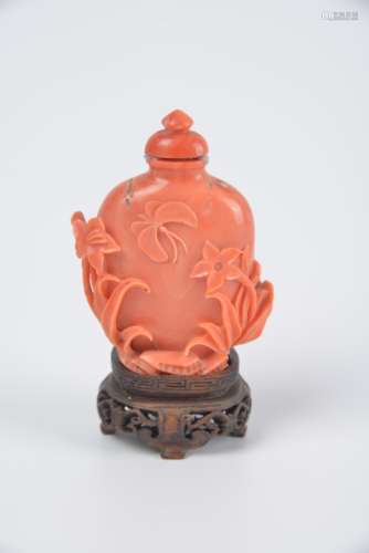 Coral Snuff Bottle