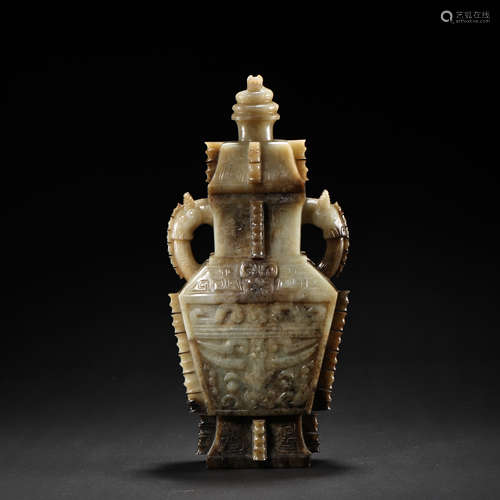 ANTIQUE HETIAN JADE VASE, QIANLONG PALACE IN QING DYNASTY, C...