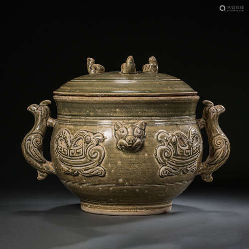 YUE WARE CELADON-GLAZED BEAST-HEAD DOUBLE-EARED JAR, SOUTHER...