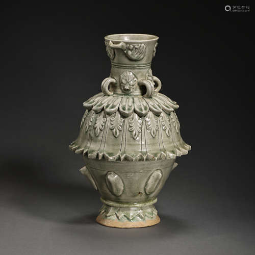 TANG DYNASTY, CHINESE YUE WARE CELADON LOTUS ZUN STATUE