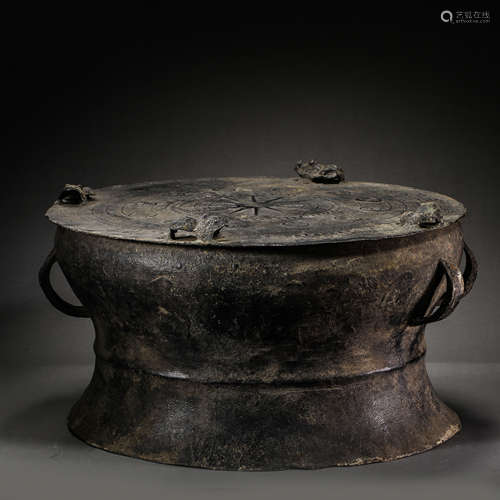 MING DYNASTY, BRONZE DRUM, CHINA