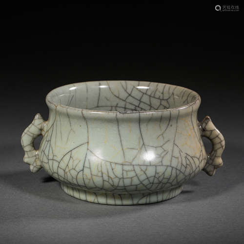 SONG DYNASTY, CHINESE GUAN WARE DOUBLE-EAR FURNACE