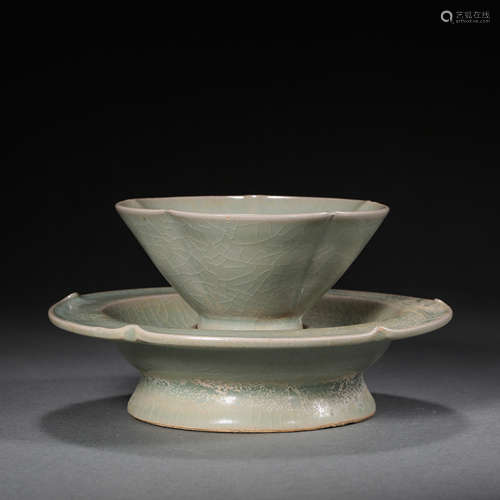 A PAIR OF YAOZHOU WARE CELADON FLOWER MOUTH CUP AND SAUCER, ...