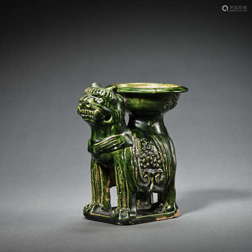 GREEN GLAZE APPLIQUE LION LAMP FROM GONGXIAN WARE, LATE TANG...