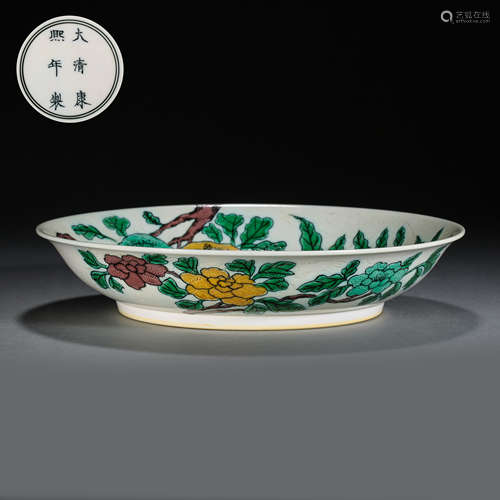 FLOWER PATTERN PLATE, THE KANGXI PERIOD OF THE QING DYNASTY,...