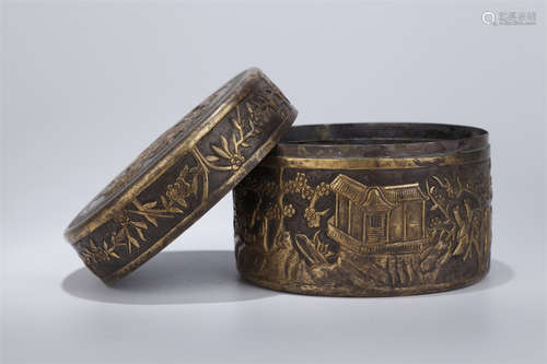 A Gilt Silver Lidded Box with Figure Design.