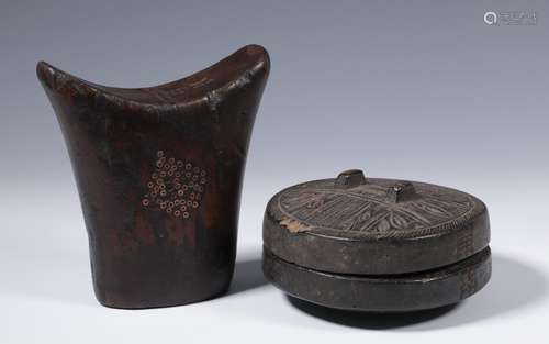 Nigeria, Nupe, carved wooden lidded box.