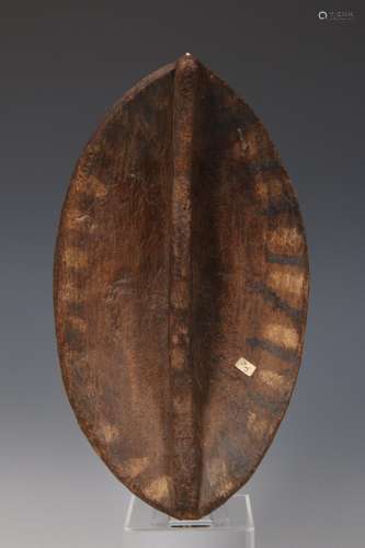 Kenia, Maasai, small wooden child's shield