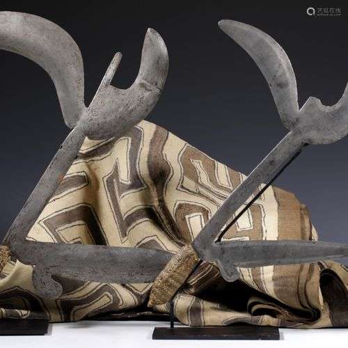 DRC., Zande, two throwing knifes