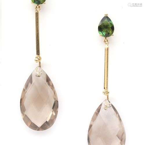 Paire de boucles d'oreilles en or 18 krt avec quartz fumé et...