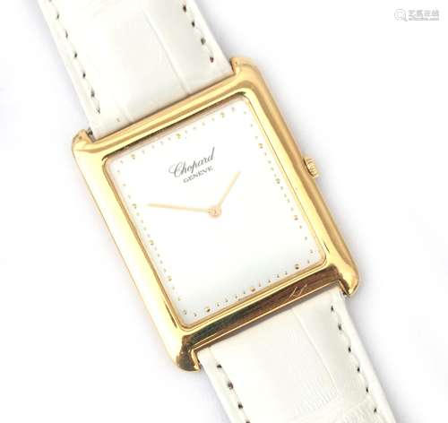 Une montre-bracelet unisexe Chopard en or 18 carats, vers 20...