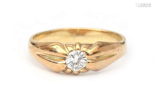 Bague solitaire en or 14 carats avec diamant. De conception ...