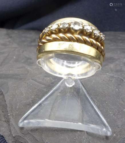 RING - 14 ct yellow gold