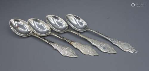 4 COFFEE OR TEA SPOONS