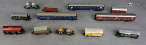 MÄRKLIN H0 CARS / WAGONS