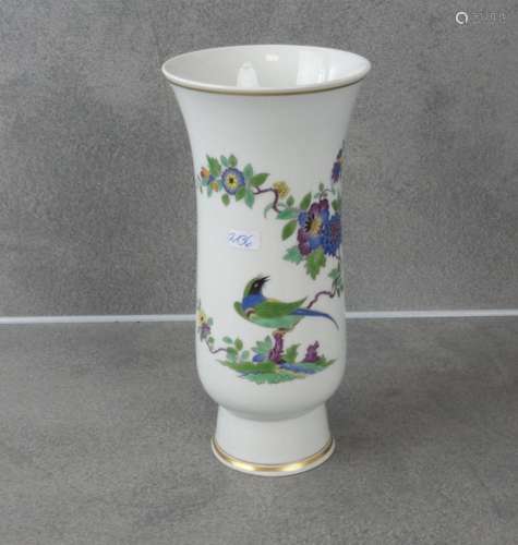 MEISSEN VASE