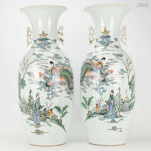 A pair of vases made of Chinese porcelain decorated with lad...