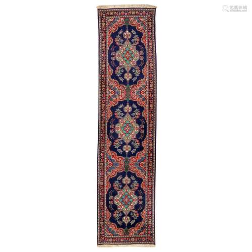 An oriental hand-made runner. Hamadan. (85 x 340 cm)