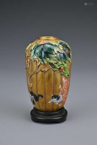 A Chinese 19/20th Century ribbed porcelain pot. The pot