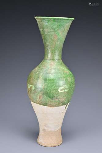 A tall Chinese Liao dynasty (907-1125) green-glazed