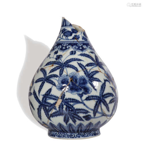 A blue and white 'floral' vase