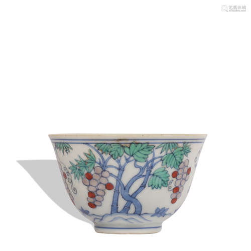 A DouCai 'fruits' cup