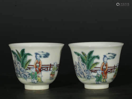 pair of chinese famille rose porcelain cups