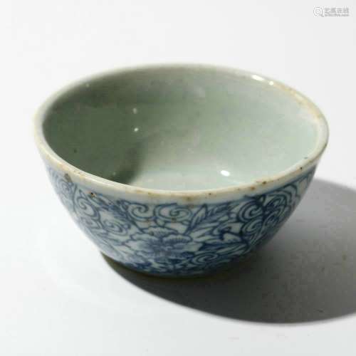 chinese porcelain cup