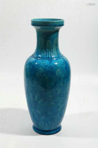 chinese peacock-blue glazed porcelain vase