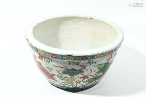 chinese wucai porcelain basin