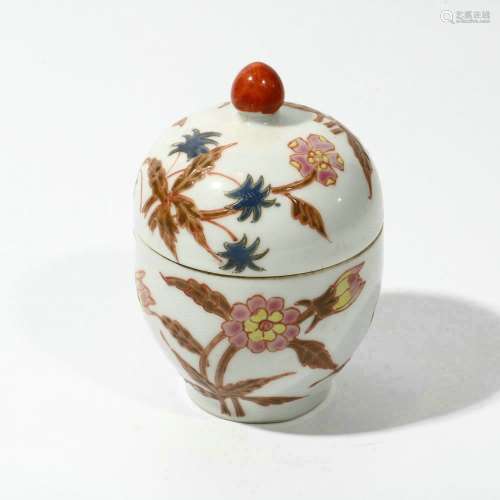 chinese porcelain small jar