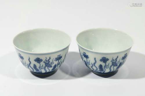 pair of chinese blue and white porcelain cups