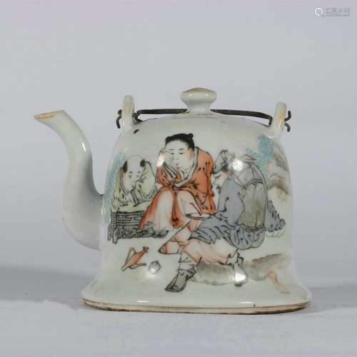 chinese famille rose porcelain teapot