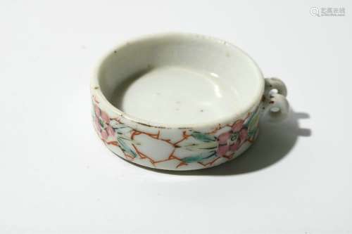 chinese porcelain bird-feeder