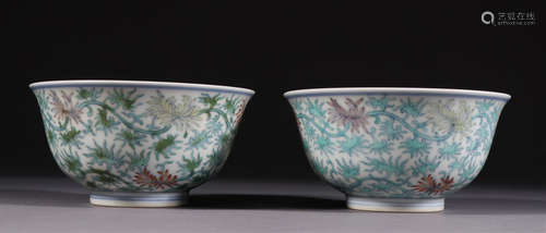 pair of chinese doucai porcelain bowls