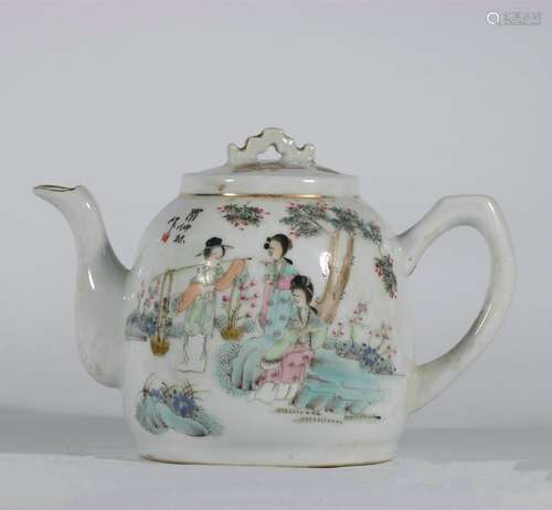 chinese famille rose porcelain teapot