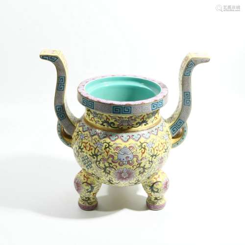 chinese yellow-ground  famille rose porcelain censer