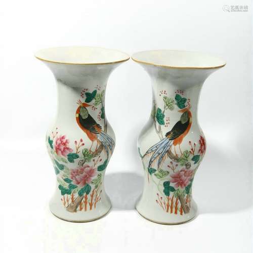 pair of chinese famille rose porcelain vases