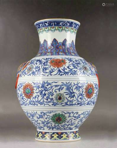 chinese blue and white doucai porcelain pot