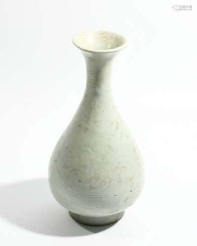 chinese celadon porcelain pear shaped vase