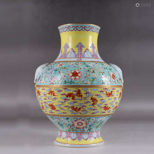 chinese famille rose porcelain pot