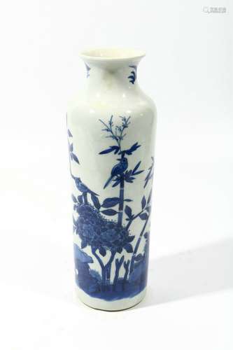 chinese blue and white porcelain rouleau vase