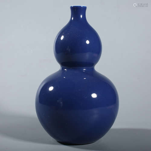 Qing Qianlong Ji blue glazed gourd bottle