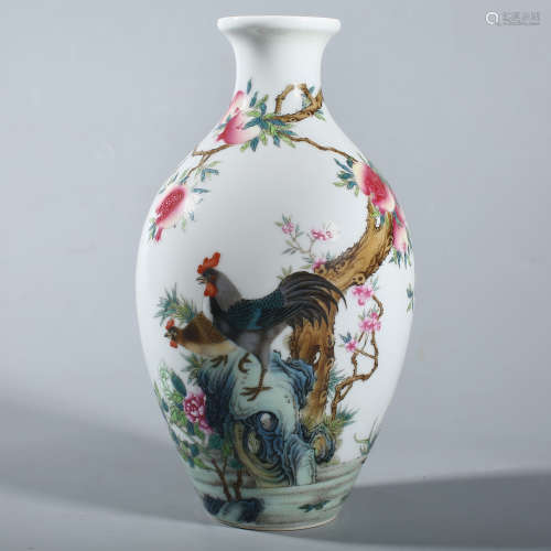 Qing Yongzheng enamel Caragana pattern bottle
