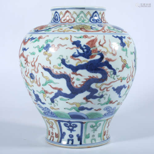 Colorful jar in Jiajing of Ming Dynasty