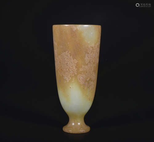 A jade winecup