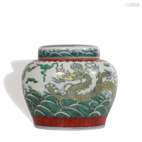 A Wu cai 'dragon' jar and cover